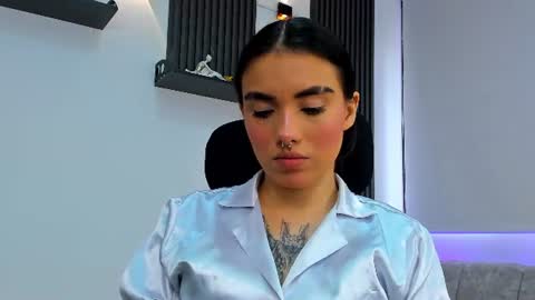 ISABELLA online show from July 27, 2026, 7:10 pm