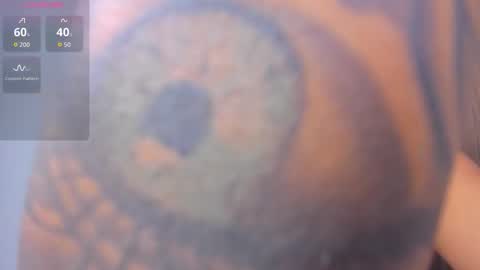 Snapshot of isabella_lopez_ chatting on October 4, 2025, 11:52 am Isabel Lopez online show from October 4, 2025, 11:52 am