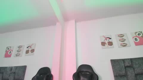 Isabella Moon9 online show from May 20, 2026, 11:27 am