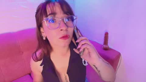 Snapshot of isabella_noir1 chatting on September 27, 2025, 5:45 am Isabella online show from September 27, 2025, 5:45 am