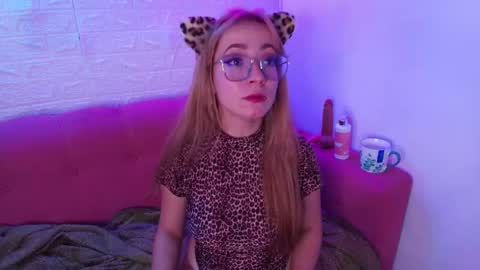 Snapshot of isabella_noir1 chatting on November 25, 2025, 1:16 am Isabella online show from November 25, 2025, 1:16 am