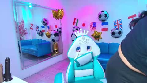 Isabella  online show from June 29, 2026, 11:32 am