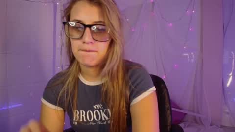 Isabella Rros online show from February 13, 2026, 1:23 am