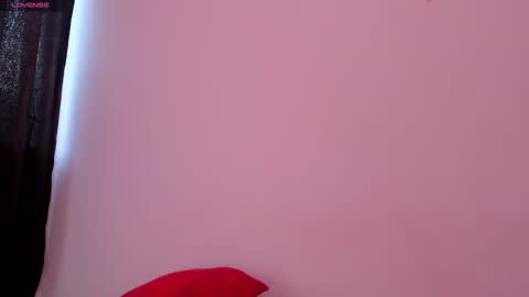 Snapshot of isabella_sex18 chatting on December 29, 2024, 10:25 pm isabella online show from December 29, 2024, 10:25 pm