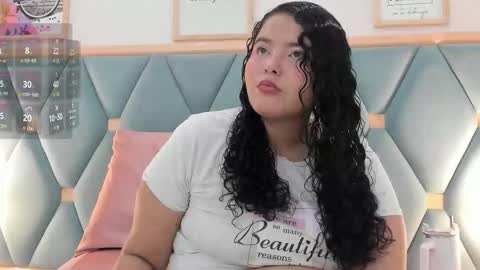 Snapshot of isabella_walton_ chatting on October 31, 2025, 11:11 am Bella online show from October 31, 2025, 11:11 am