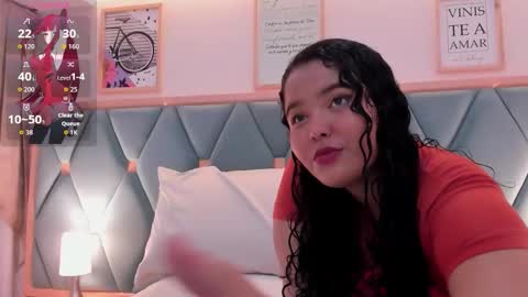 Snapshot of isabella_walton_ chatting on November 16, 2025, 11:38 am Bella online show from November 16, 2025, 11:38 am