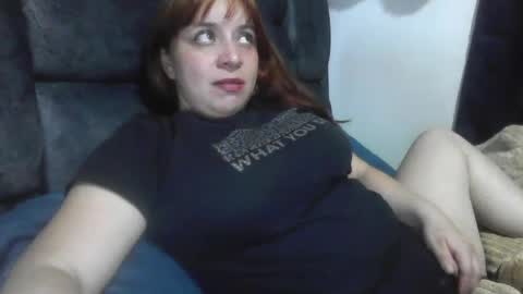 isabellaa_hills_ online show from July 16, 2026, 2:17 am