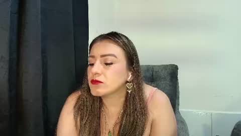 Isabella online show from July 15, 2026, 3:34 am