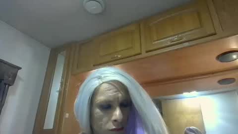 IsabellaaSkye online show from November 19, 2025, 2:22 am