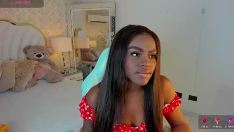 Snapshot of isabellabroms21 chatting on November 10, 2025, 10:09 pm v online show from November 10, 2025, 10:09 pm