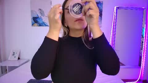 Isabella  online show from July 15, 2026, 1:16 pm