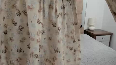 Snapshot of isabellakai chatting on October 21, 2025, 2:29 pm isabellakai online show from October 21, 2025, 2:29 pm