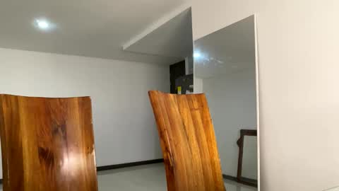 Isabella.. back again  online show from January 11, 2025, 5:20 am