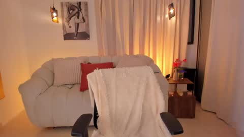 ISABELLA  online show from April 28, 2026, 2:55 pm