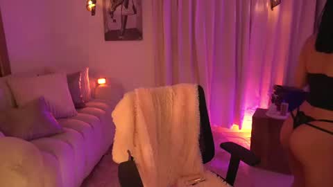 ISABELLA  online show from July 2, 2026, 2:34 pm