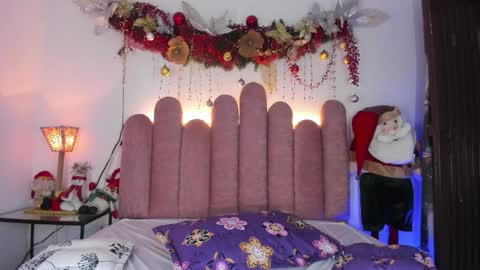 Snapshot of isabellas_smith chatting on January 6, 2025, 9:00 pm Martina IG martissmith01 online show from January 6, 2025, 9:00 pm