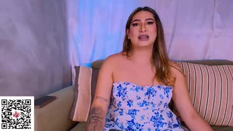 Snapshot of isabellas_smith chatting on November 14, 2025, 9:46 pm Martina IG martissmith01 online show from November 14, 2025, 9:46 pm