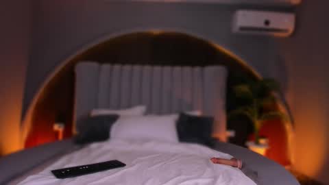 Snapshot of isabellax21 chatting on February 12, 2026, 4:18 am Isa online show from February 12, 2026, 4:18 am