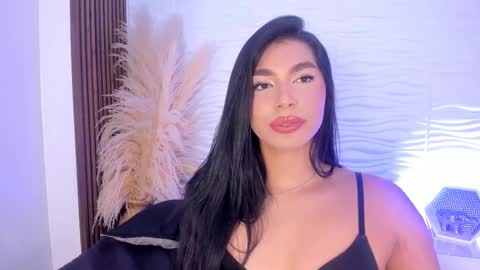 Isa online show from January 7, 2026, 11:51 pm