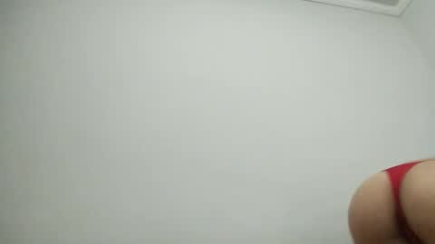 isabelly08ty online show from October 15, 2025, 1:28 am