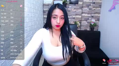 Snapshot of isabelsaenzxx chatting on September 12, 2025, 2:06 pm Hi there im Isabelsaenzxx online show from September 12, 2025, 2:06 pm