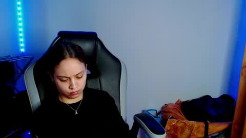 ISADORA online show from June 26, 2026, 4:28 am