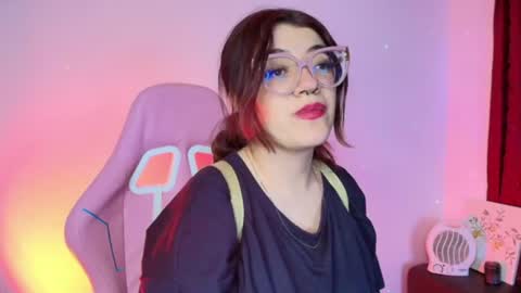 Isabella Ferrer online show from July 4, 2026, 8:31 am