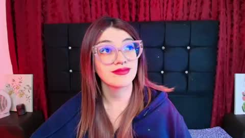 Isabella Ferrer online show from July 13, 2026, 5:54 am
