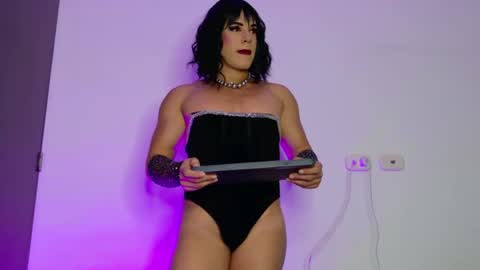 Snapshot of isahilton1 chatting on September 30, 2025, 8:58 pm Isabella Hilton online show from September 30, 2025, 8:58 pm