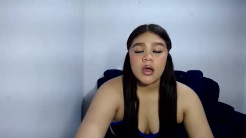 Snapshot of isamoon99 chatting on June 6, 2026, 11:31 pm Isa online show from June 6, 2026, 11:31 pm