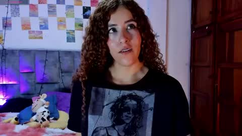 Snapshot of isangel_ chatting on April 17, 2026, 4:37 am Isabela online show from April 17, 2026, 4:37 am