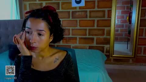 Isabela Paz online show from November 2, 2025, 2:08 pm