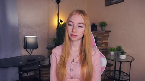 Snapshot of isauralindamood chatting on November 26, 2025, 8:48 am Ramonita online show from November 26, 2025, 8:48 am