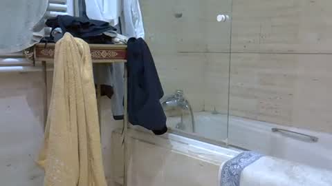 isd1969 online show from January 18, 2025, 2:23 pm