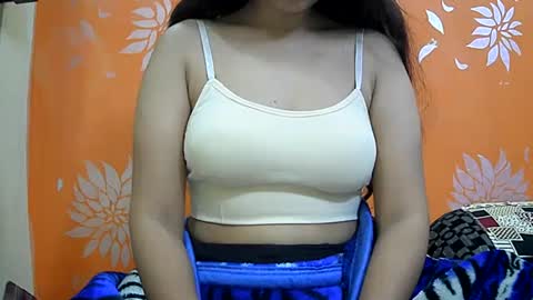 Snapshot of ishika_singh_ chatting on January 6, 2025, 2:26 am ishika_singh_ online show from January 6, 2025, 2:26 am