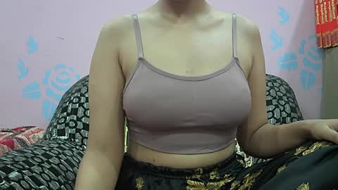 Snapshot of ishika_singh_ chatting on April 25, 2026, 1:41 am ishika_singh_ online show from April 25, 2026, 1:41 am