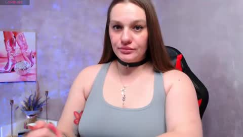isingle_mom online show from June 15, 2026, 10:17 am
