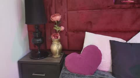 Isis  online show from February 7, 2025, 9:47 am