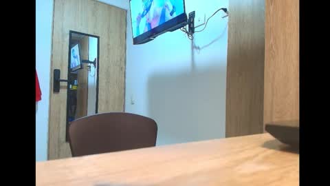 Snapshot of isis_pink chatting on January 18, 2026, 2:04 am Alaya online show from January 18, 2026, 2:04 am