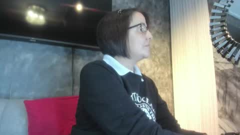 Isis online show from March 25, 2026, 2:28 am