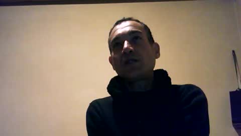 Snapshot of iskander19cm475645 chatting on June 4, 2026, 1:22 am Alexander online show from June 4, 2026, 1:22 am