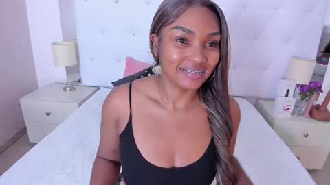 Vanessa online show from February 17, 2026, 11:29 am