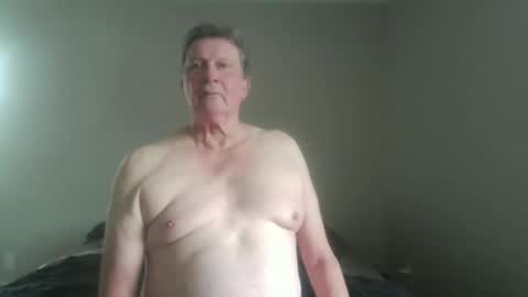 island625103 online show from September 27, 2025, 5:40 pm