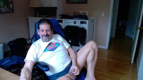 Snapshot of islandguy70 chatting on January 19, 2025, 6:32 pm Jim online show from January 19, 2025, 6:32 pm