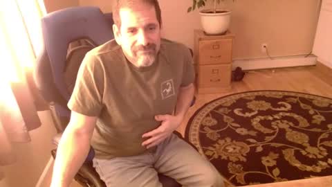 Snapshot of islandguy70 chatting on March 3, 2025, 9:26 pm Jim online show from March 3, 2025, 9:26 pm