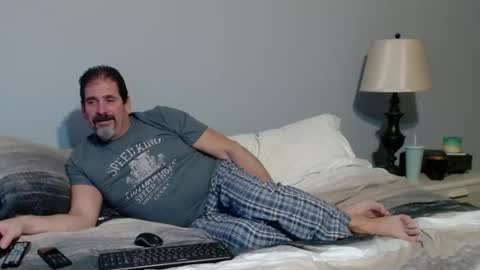 Snapshot of islandguy70 chatting on October 27, 2025, 10:47 pm Jim online show from October 27, 2025, 10:47 pm