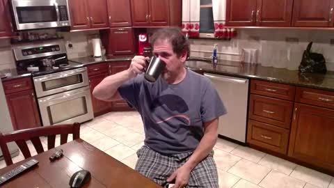 Snapshot of islandguy70 chatting on November 25, 2025, 10:10 pm Jim online show from November 25, 2025, 10:10 pm