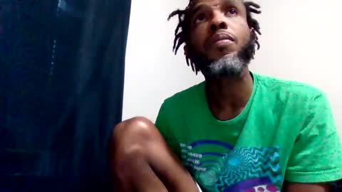 islandmaker online show from December 21, 2025, 8:38 pm