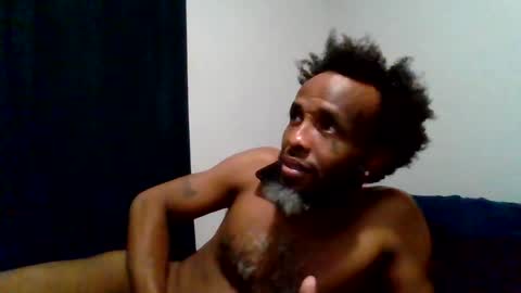 Snapshot of islandmaker chatting on May 31, 2026, 1:25 am islandmaker online show from May 31, 2026, 1:25 am