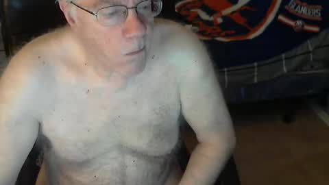 Snapshot of islesman22 chatting on April 28, 2026, 9:14 am islesman22 online show from April 28, 2026, 9:14 am